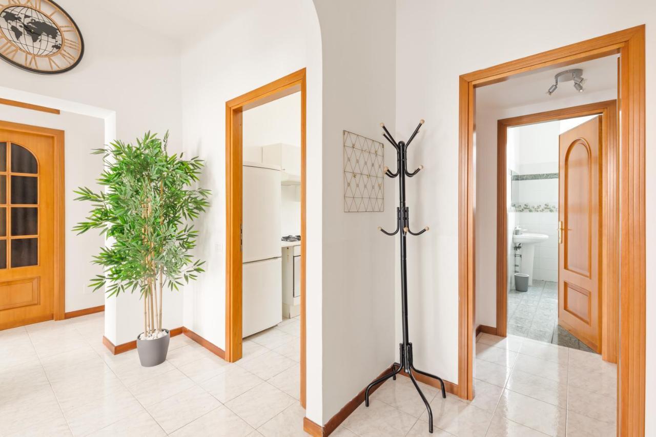 Imperial Nazionale Apartamento Roma Exterior foto