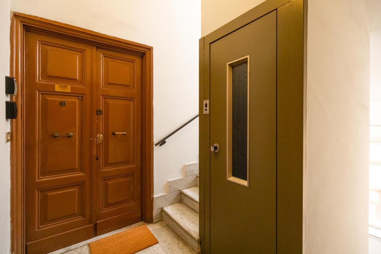 Imperial Nazionale Apartamento Roma Exterior foto